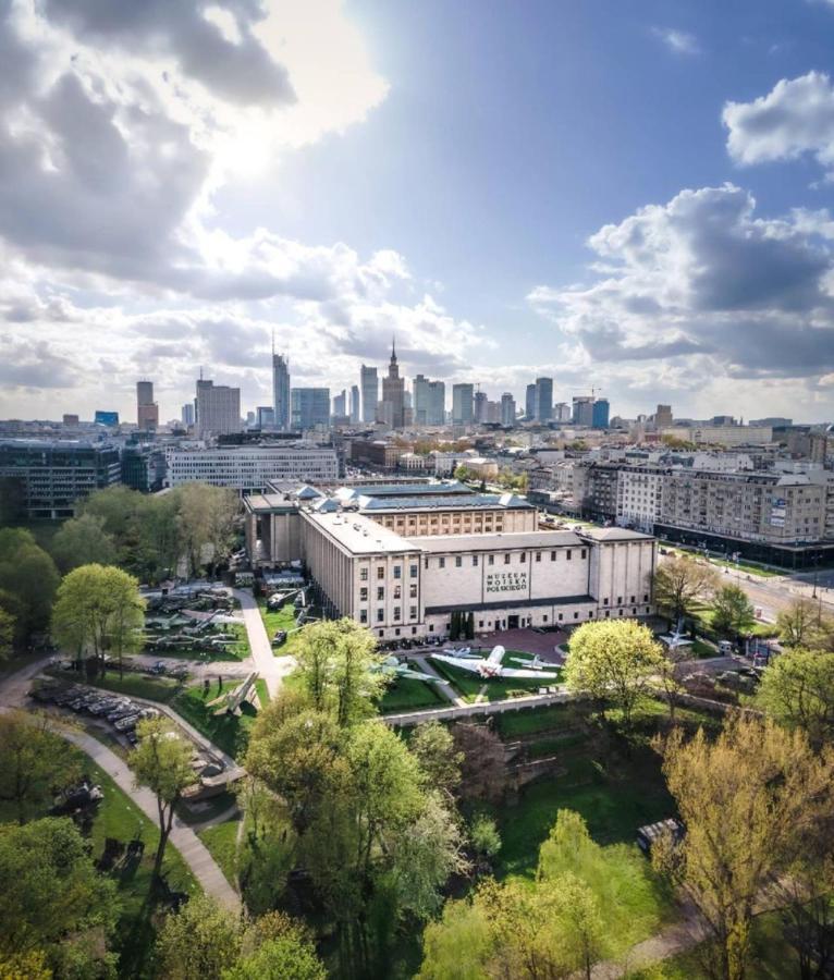 Love Metro Wifi 300Mbs 65'Tv Netflix Hbo Appletv+ Warsaw Exterior photo