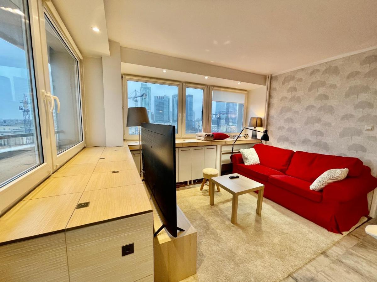 Love Metro Wifi 300Mbs 65'Tv Netflix Hbo Appletv+ Warsaw Exterior photo