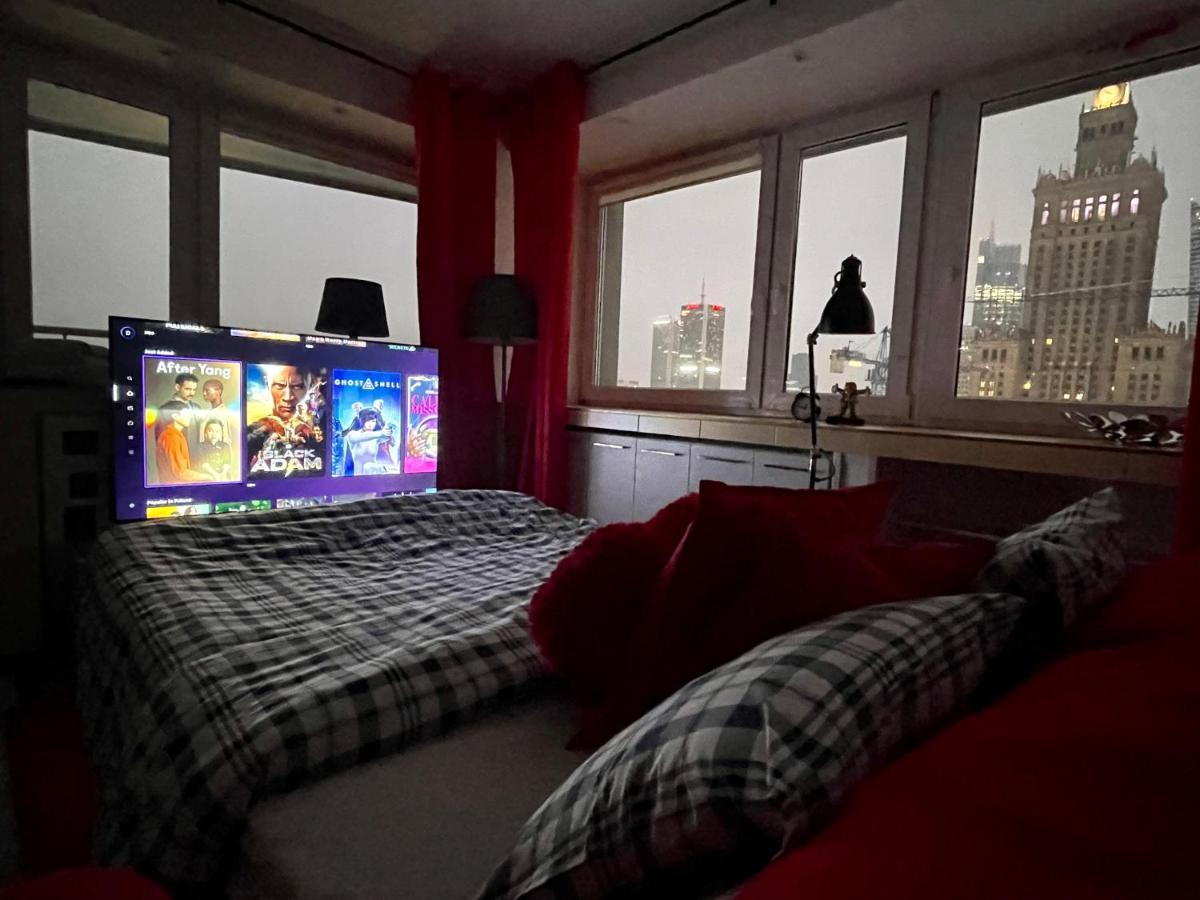 Love Metro Wifi 300Mbs 65'Tv Netflix Hbo Appletv+ Warsaw Exterior photo